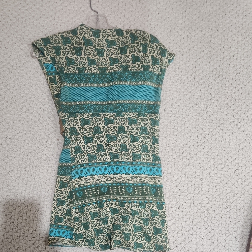 Sky Green and Blue Shirt with Gold Leather and Turquoise Imitation Stone Accents - Picture 5 of 5